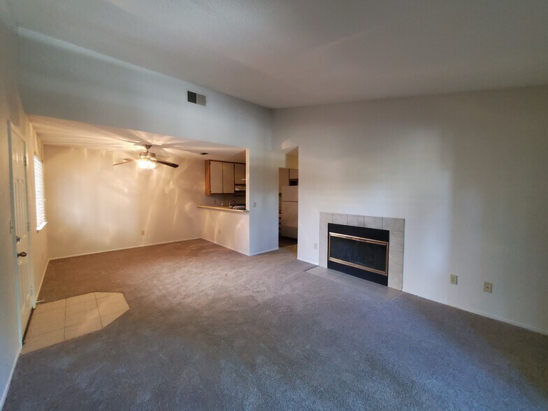 Building Photo - 11150 Trinity River Dr