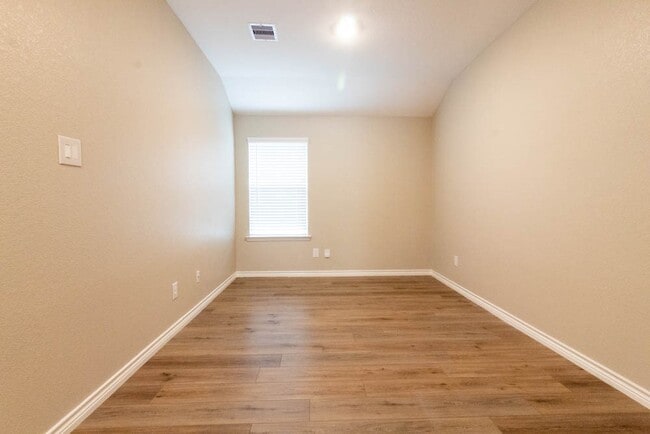 Building Photo - 1022 Fannin St