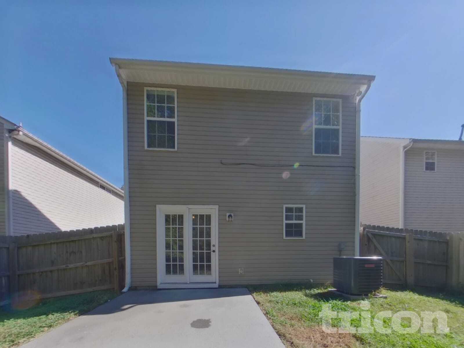 Building Photo - 5424 Henderson Oaks Dr