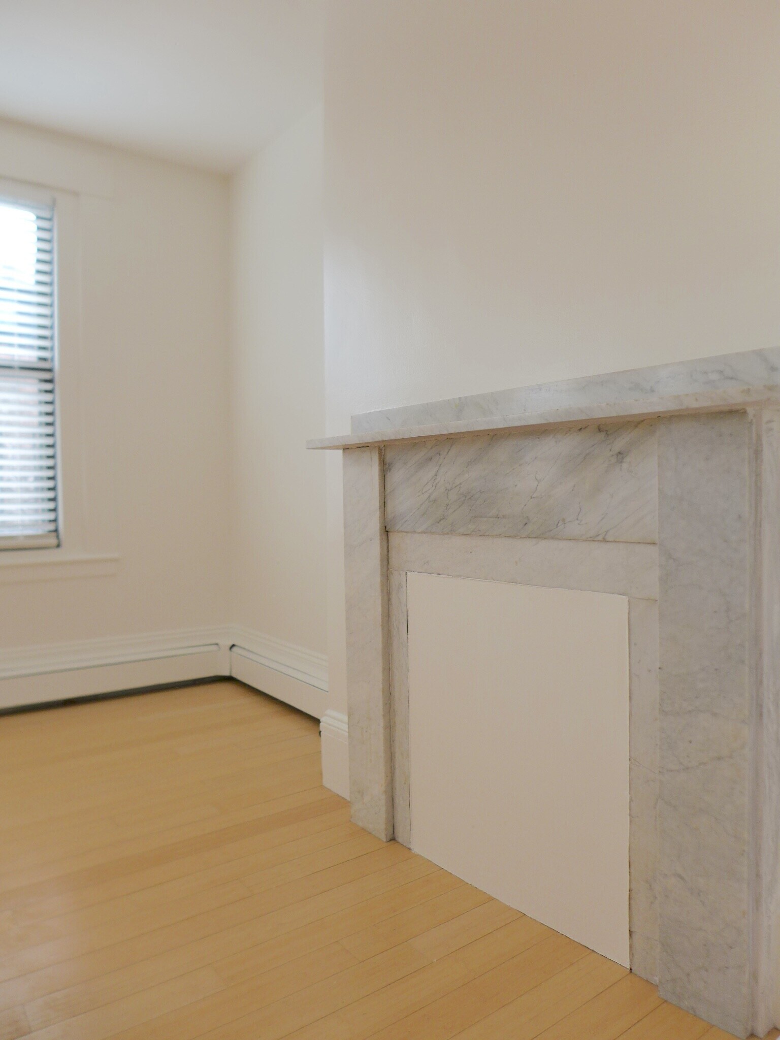 Building Photo - 14 Milford St