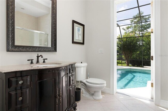 Building Photo - 216 Eastpark Dr