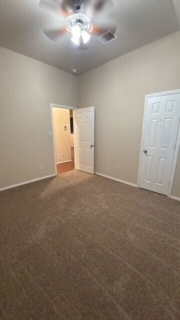 Building Photo - 2122 Thorn Berry Creek Ln