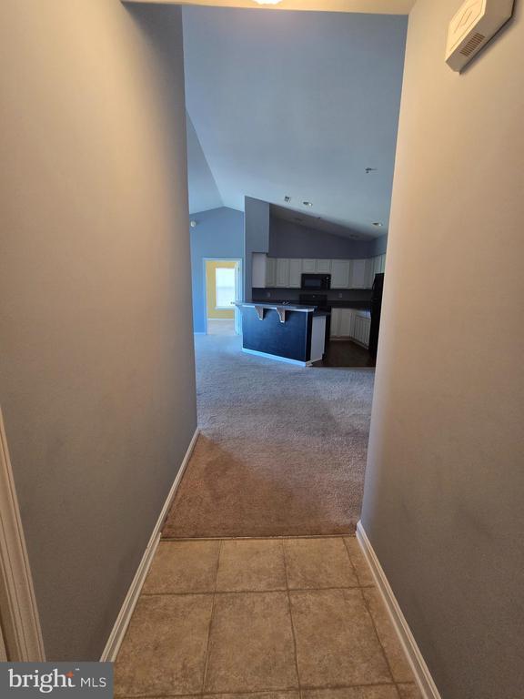 Building Photo - 3003L Heather Ln