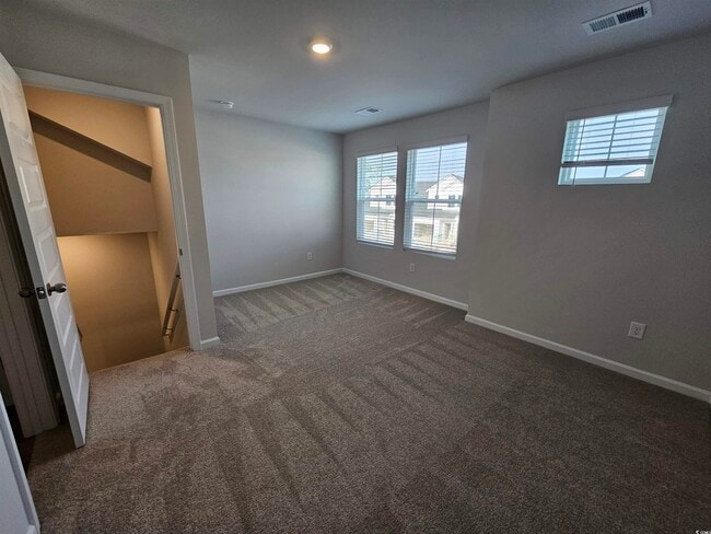 Building Photo - 2100 Northwest Dr