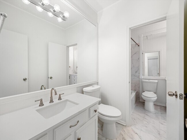 Building Photo - 5310 Keller Springs Rd