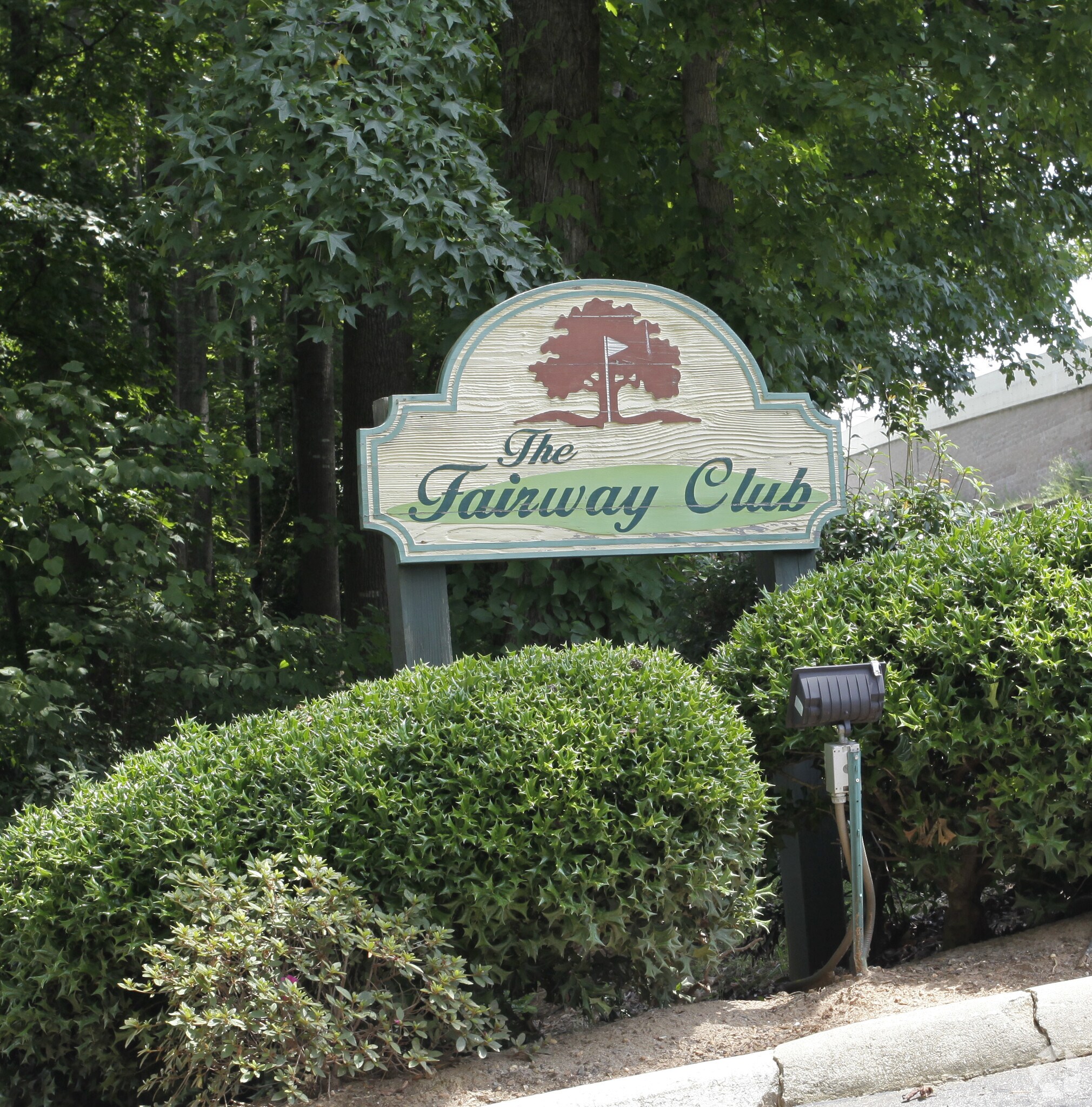 The Fairway Club Apartments 55 Villa Rd Greenville SC 29615 Apartment Finder