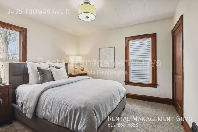 Building Photo - 3435 N Thomas Ave