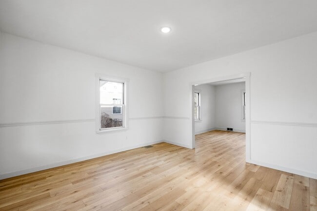 Building Photo - Start the New Year in a new home! This FULLY RENOVATED 3-bedroom in Penn Hills is ready and waiti...