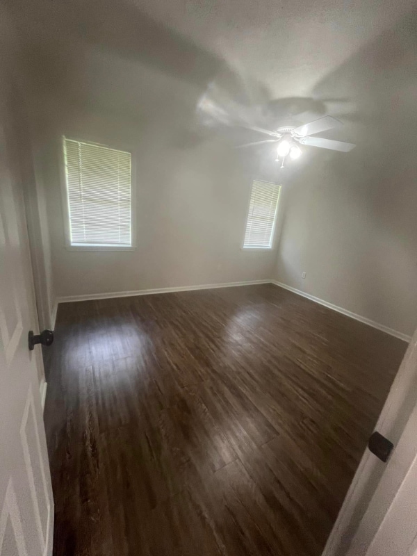 Building Photo - 2107 Plum St