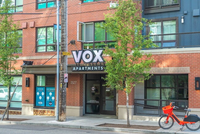 Building Photo - Vox