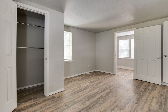 Building Photo - Remodeled 3-Bedroom Home with Spacious Patio & Deck!