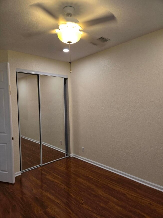 Building Photo - 2680 Clipper Cir