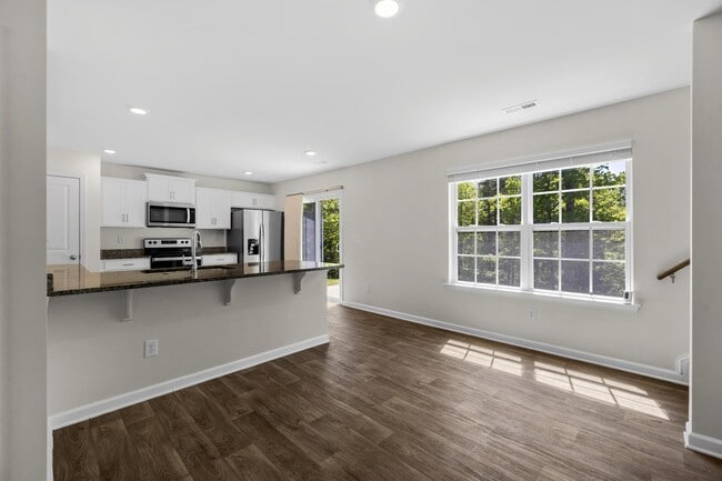 Building Photo - 7237 Finnigan Rd