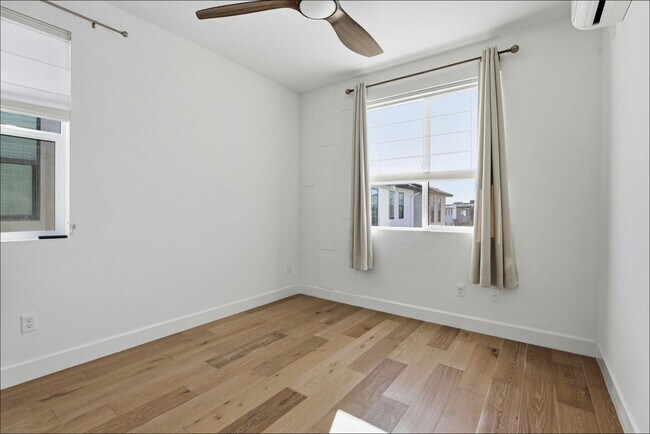 Building Photo - Beautiful 4BD/3.5BA Single-Family Home in the Dublin Boulevards Community!