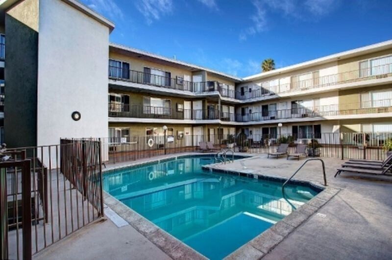 Building Photo - 5307 Sepulveda Blvd