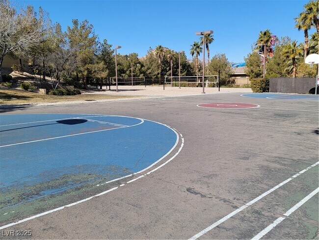 Building Photo - 186 Duck Hollow Ave