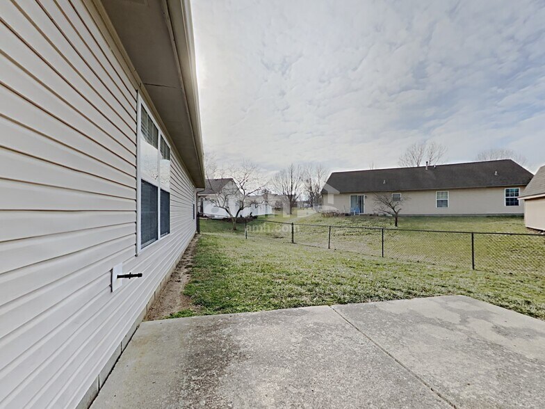 Building Photo - 760 Franklin Lakes Blvd