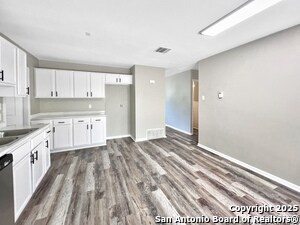 Building Photo - 4110 Tropical Dr