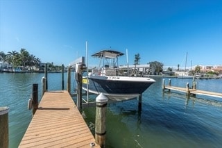 Boat Lift - 341 Boca Ciega Dr