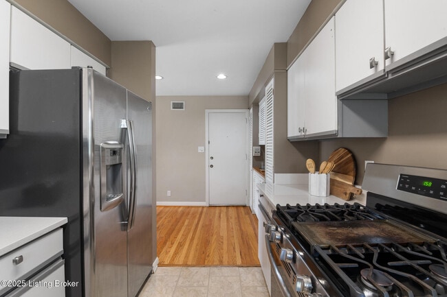 Building Photo - 2705 Riedling Dr