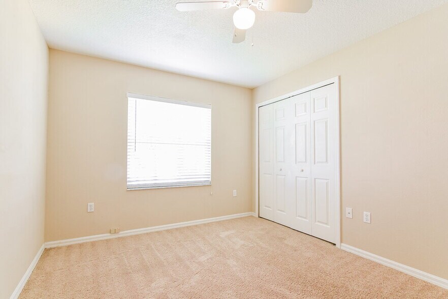 Building Photo - 5147 Pond View Ct