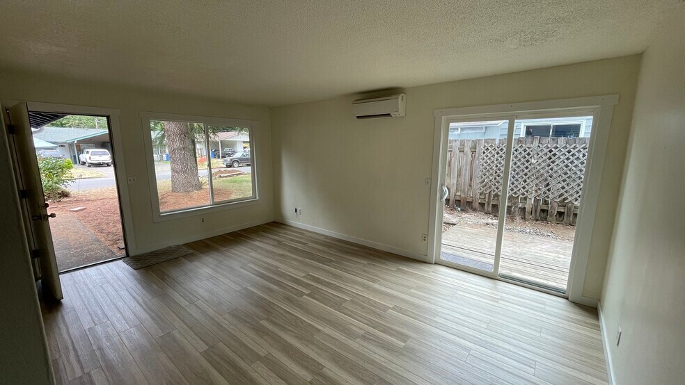 Living room - 2107 Y St