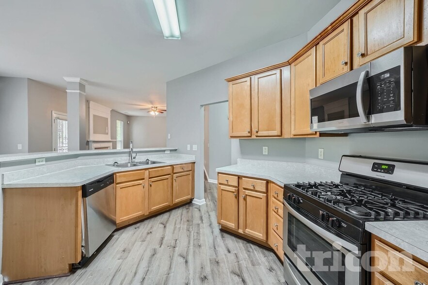 Building Photo - 5035 Cascade Hills Cir SW