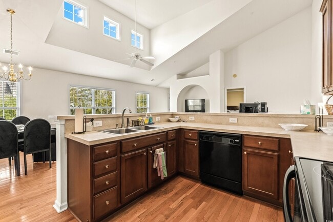 Building Photo - 400 Black Smith Ln