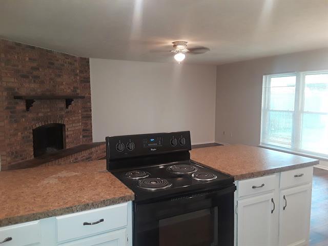 Building Photo - 553 Oldbridge Dr