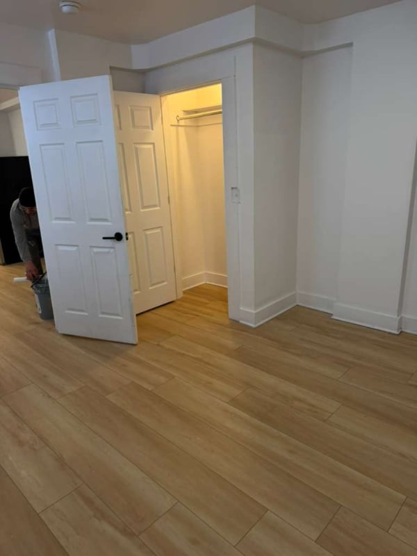 Building Photo - 1384 W 83rd St