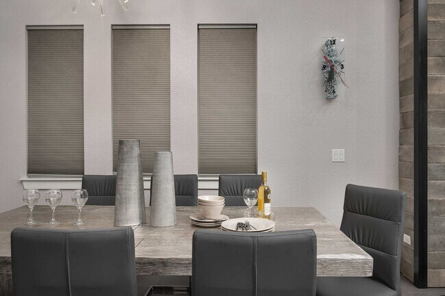 Building Photo - 748 Desert Mountain Ct