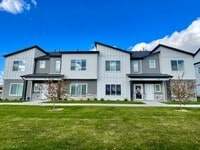 Building Photo - 181 E 550 N