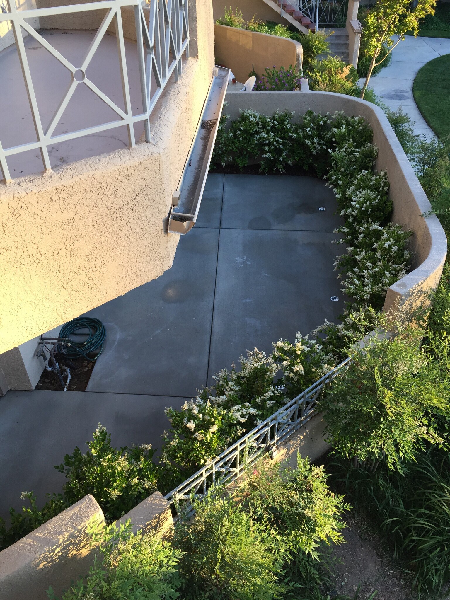 Building Photo - 23621 Del Monte Dr