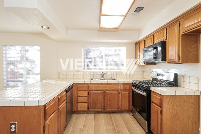 Building Photo - 8263 Windwood Way