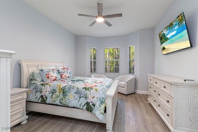 Building Photo - 7837 Hawthorne Dr