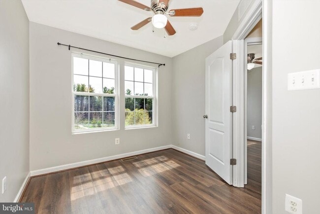 Building Photo - 6226 Newport Pl