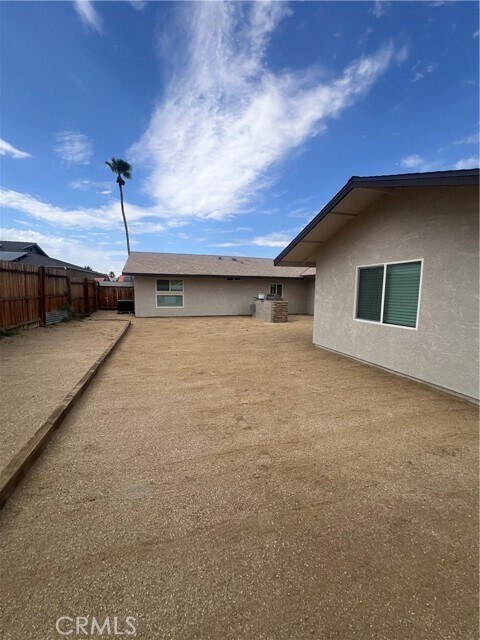 Building Photo - 68135 Peladora Rd