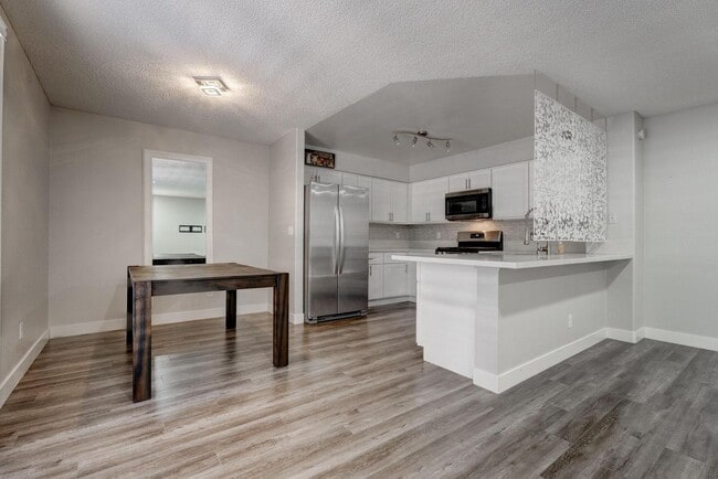 Building Photo - 7905 Idledale Ct