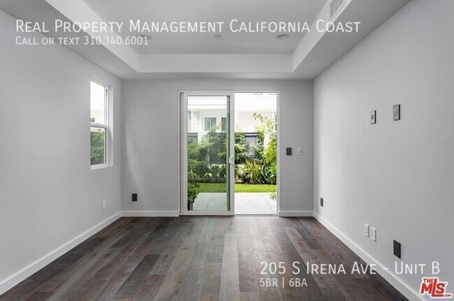 Building Photo - 205 S Irena Ave