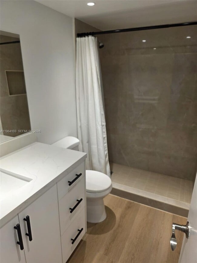 Building Photo - 10951 Cypress Rd