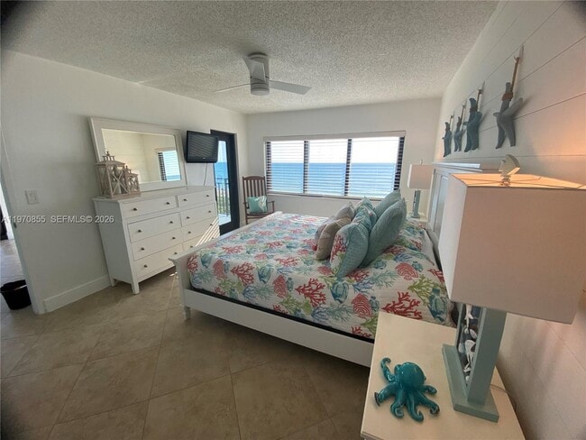 Building Photo - 10102 S Ocean Dr