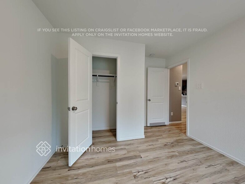 Building Photo - 18827 Charter Elm Dr