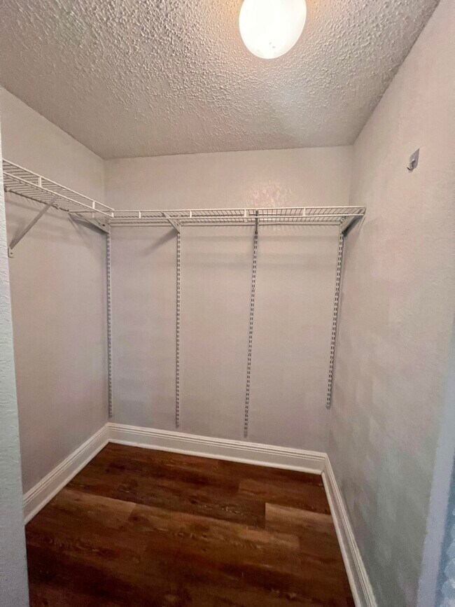 Building Photo - 1760 Windorah Way