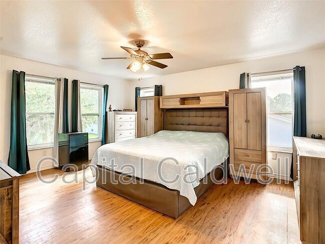 Building Photo - 4838 Grandview Ave