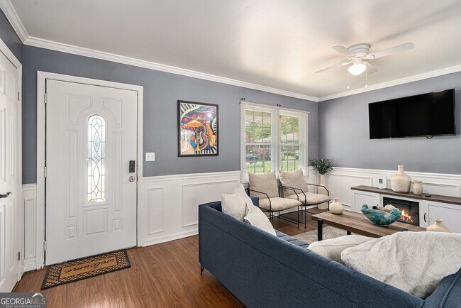 Building Photo - 2958 Holcomb Ct