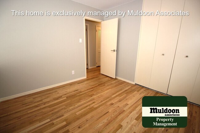 Building Photo - Beautiful Rancher with everything on one level