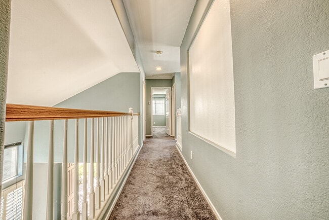 Building Photo - 25624 Wordsworth Ln