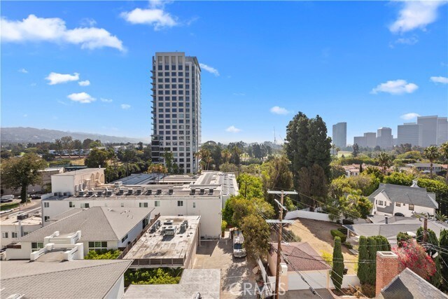 Building Photo - 10336 Wilshire Blvd