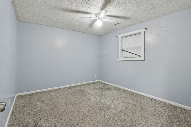 Building Photo - 600 S Missouri Ave