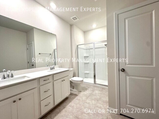 Building Photo - 146 Dogwood Grv Pl